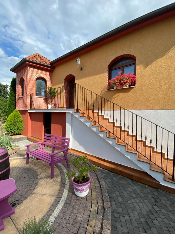 Sebe Apartments 2 Holíč Exterior foto